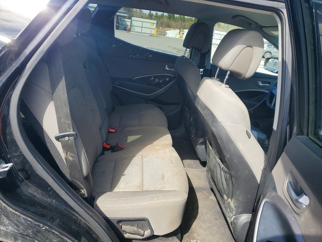 2016 Hyun Santa fe se 4D suv f