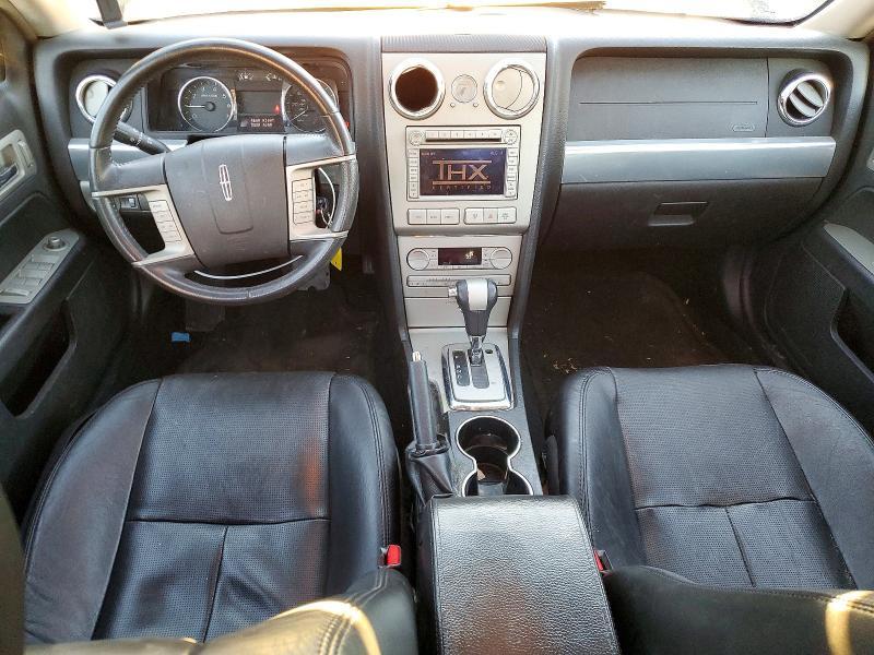 2007 Lincoln Townhouse MKZ