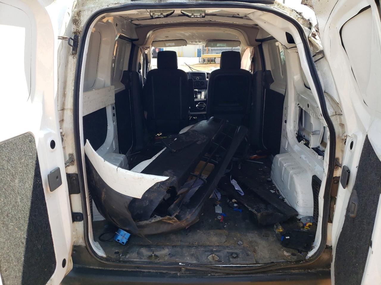 2015 Nissan NV200 S