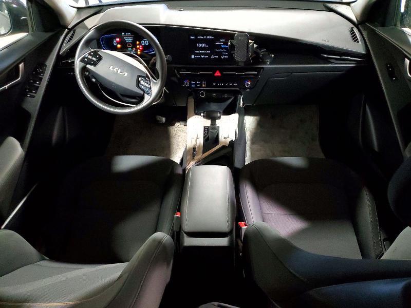 2025 KIA Niro lx