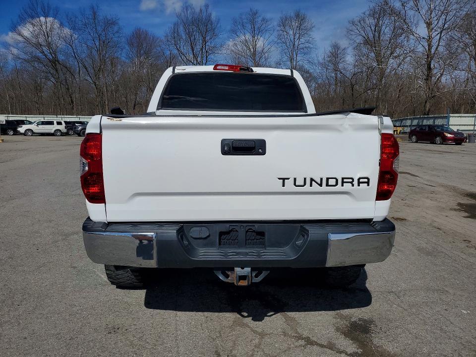2014 Toyota Tundra SR5