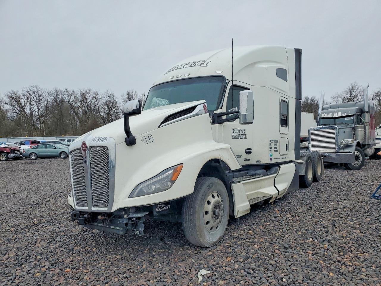 2023 Kenworth T680 Semi Truck