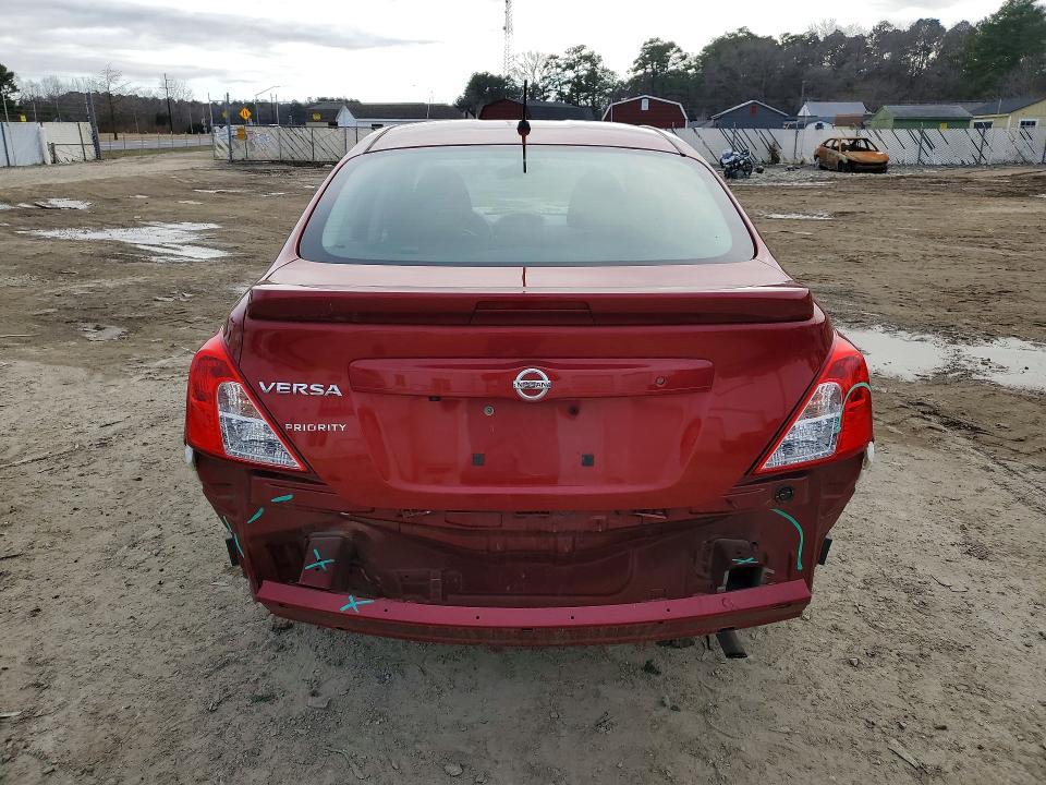 2018 Nissan Versa s