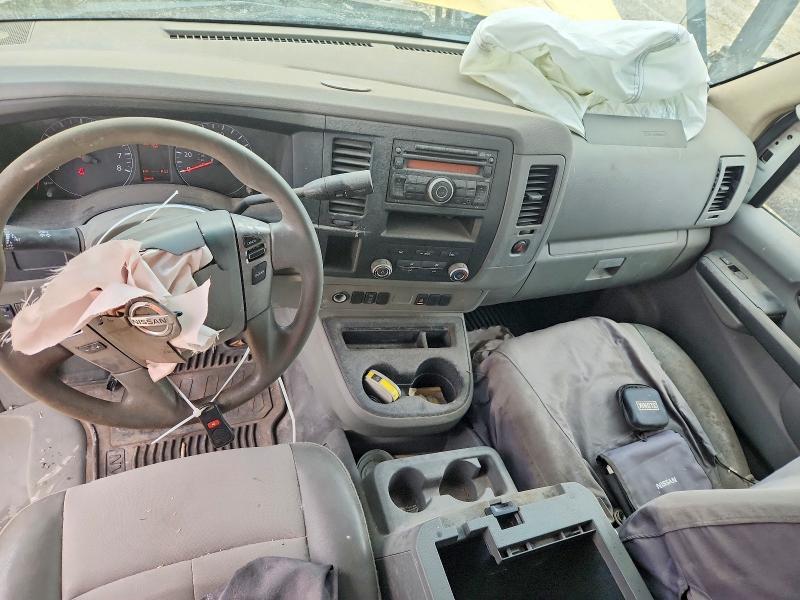 2014 Niss NV 2500