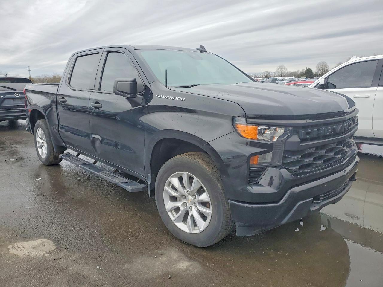 2022 Chevrolet Silverado K1500 Custom