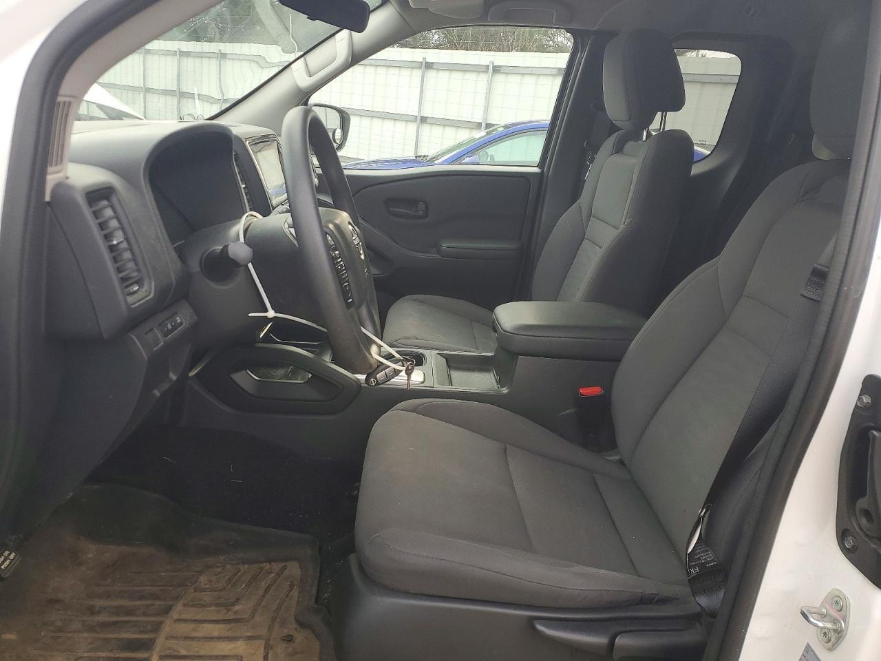 2024 Nissan Frontier S