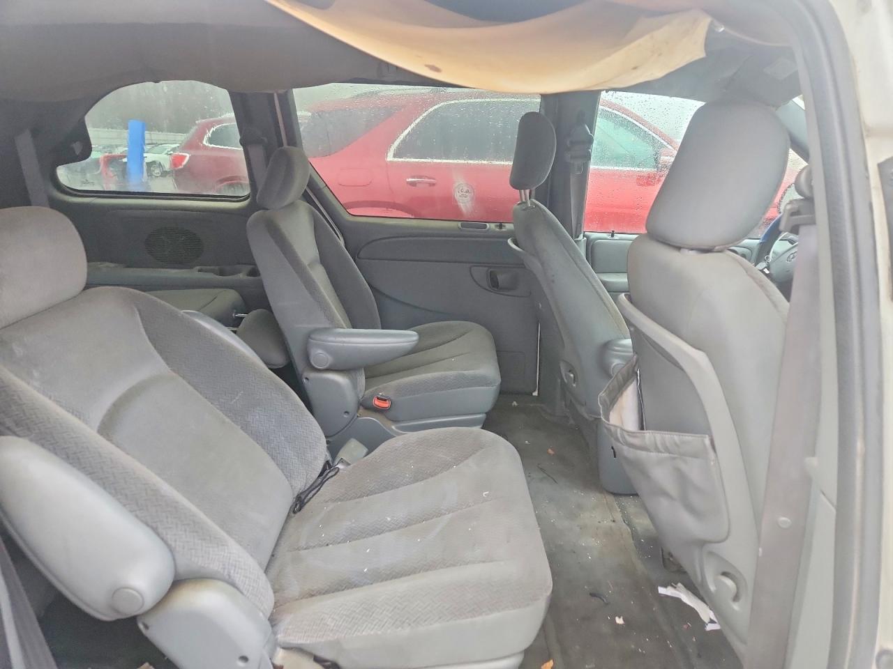 2004 Dodge Caravan sxt