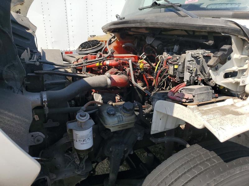 2016 Freightliner M2 106 MED-BOX Truck