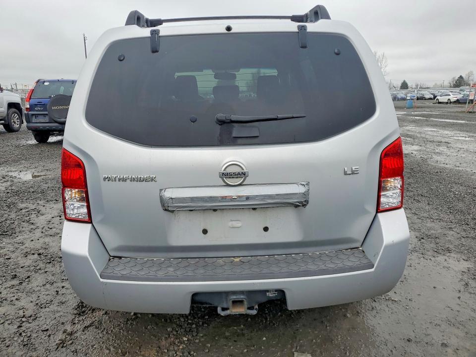 2011 Nissan Pathfinder s