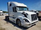 2015 Volvo VNL Semi Truck