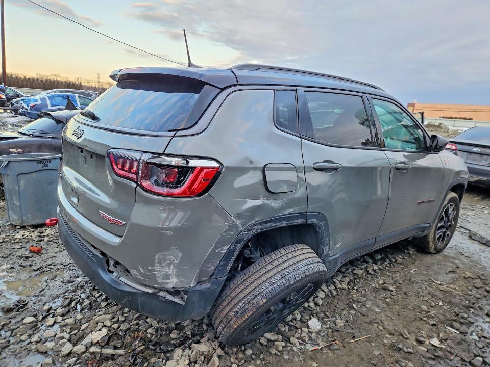 2021 Jeep Compass Trailhawk