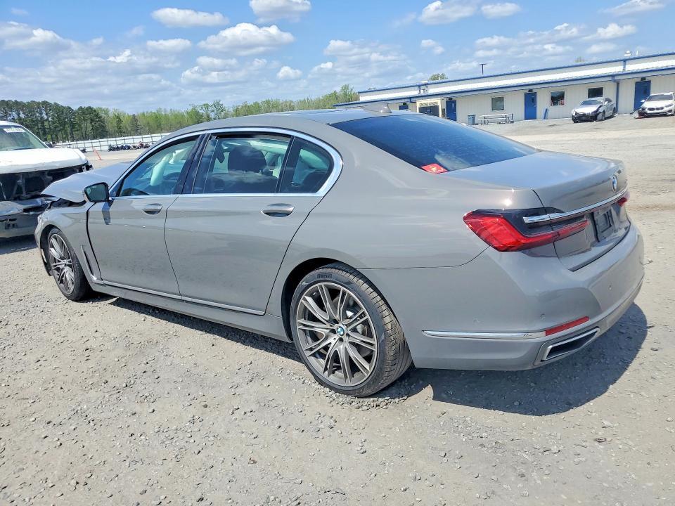 2020 BMW 740 i
