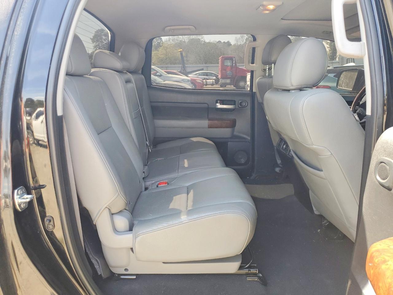 2013 Toyota Tundra Platinum