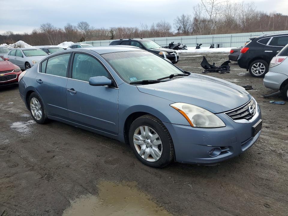 2010 Niss Altima 2.5