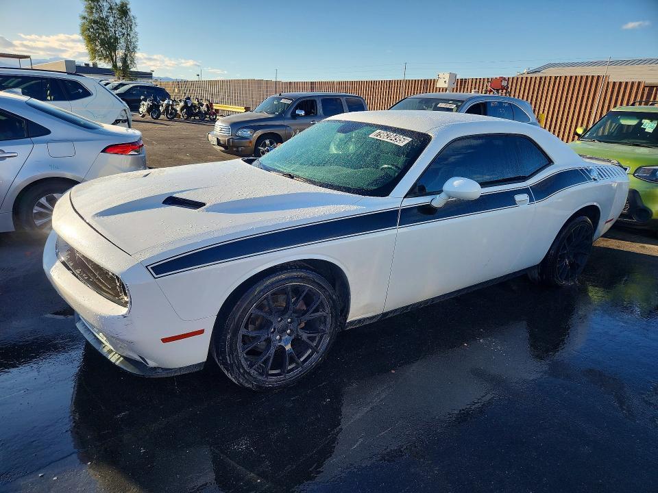 2017 Dodge Challenger sxt