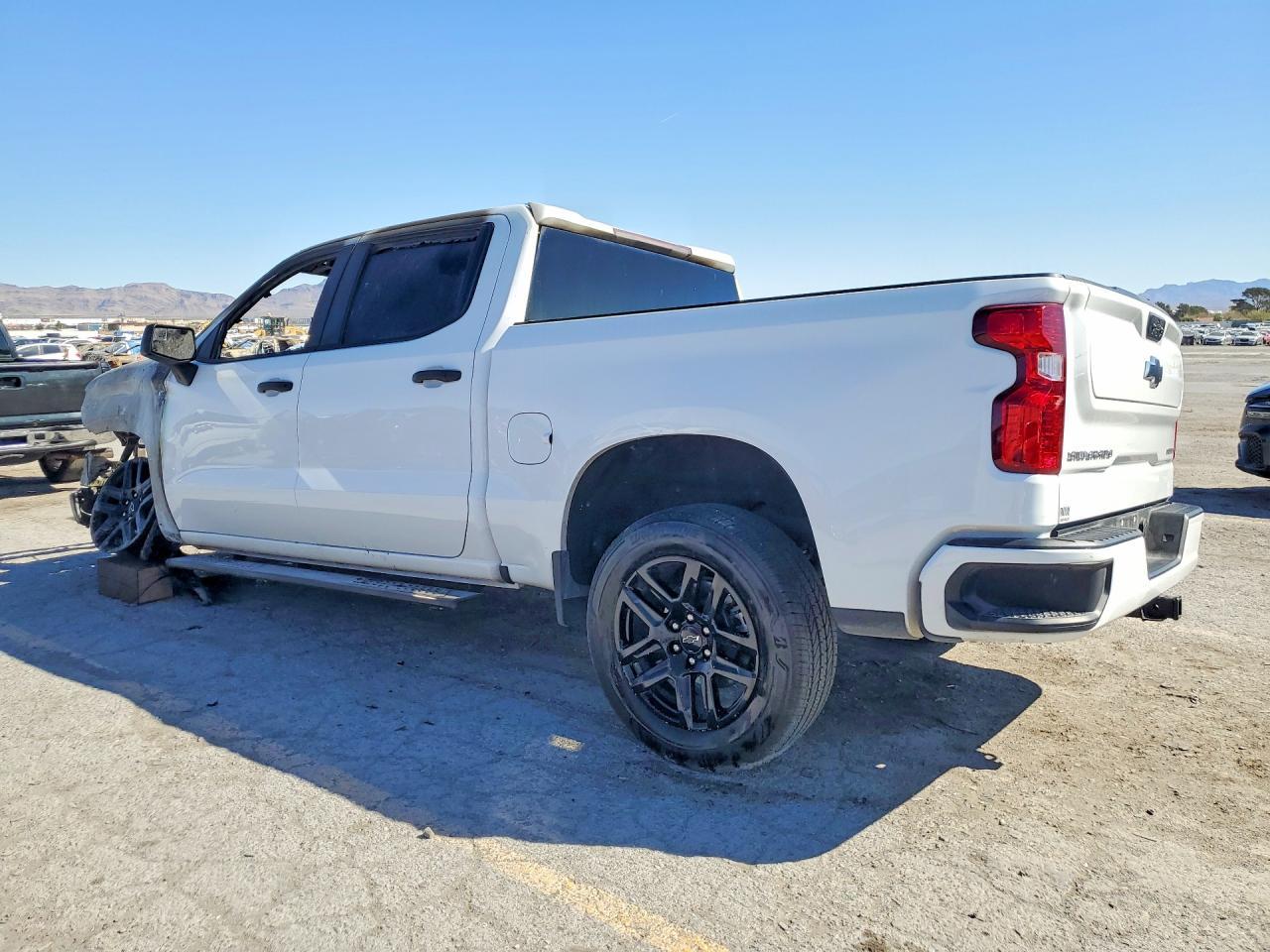 2024 Chev Silverado C1500 Custom