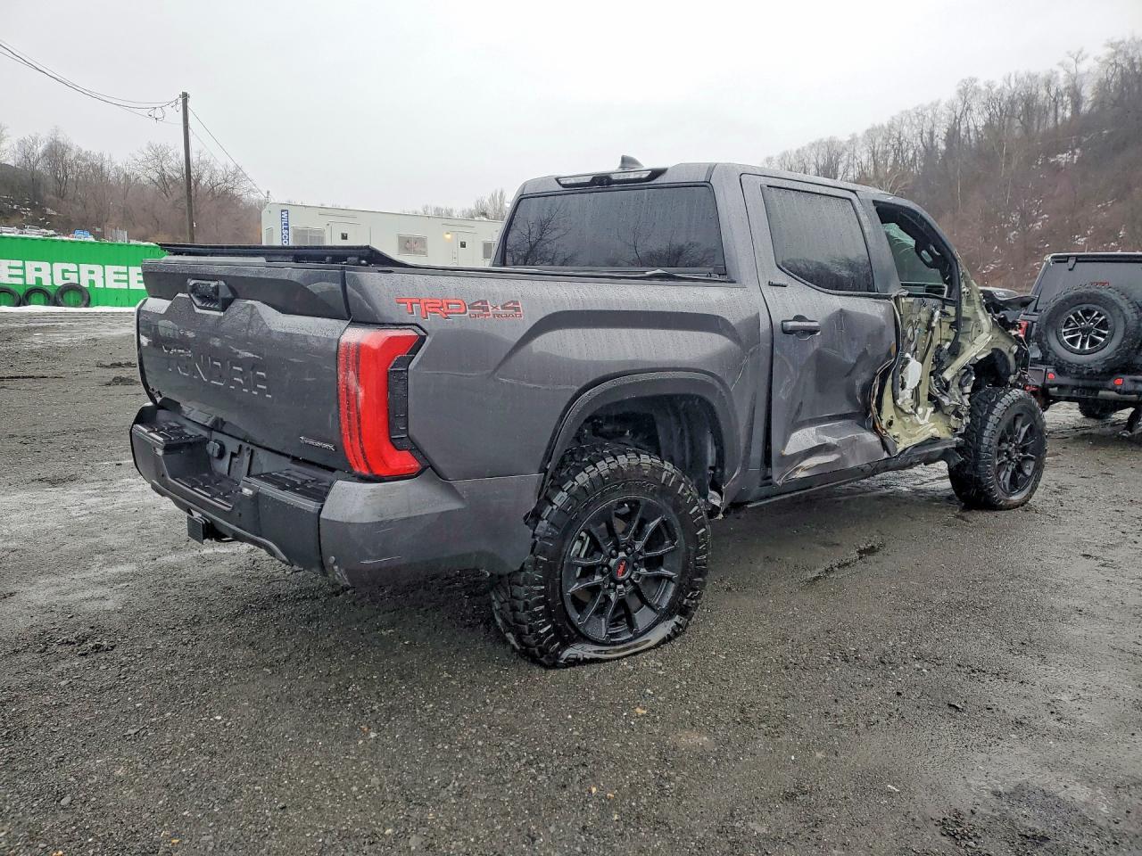 2025 Toyota Tundra Limited HV