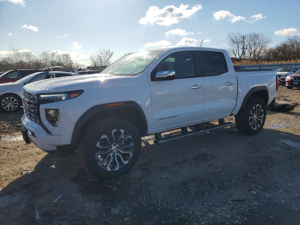 2025 GMC Canyon Denali