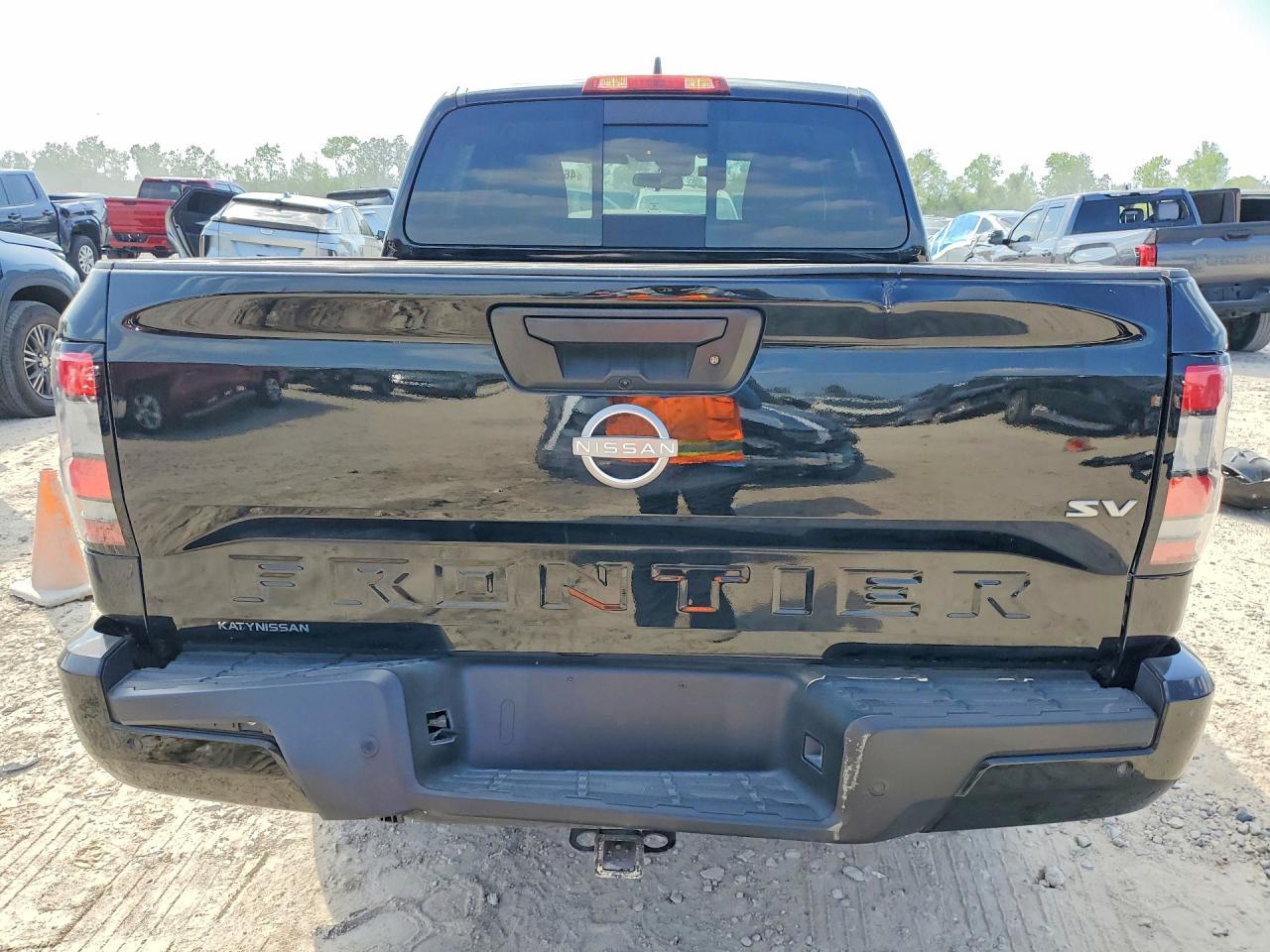 2024 Nissan Frontier S