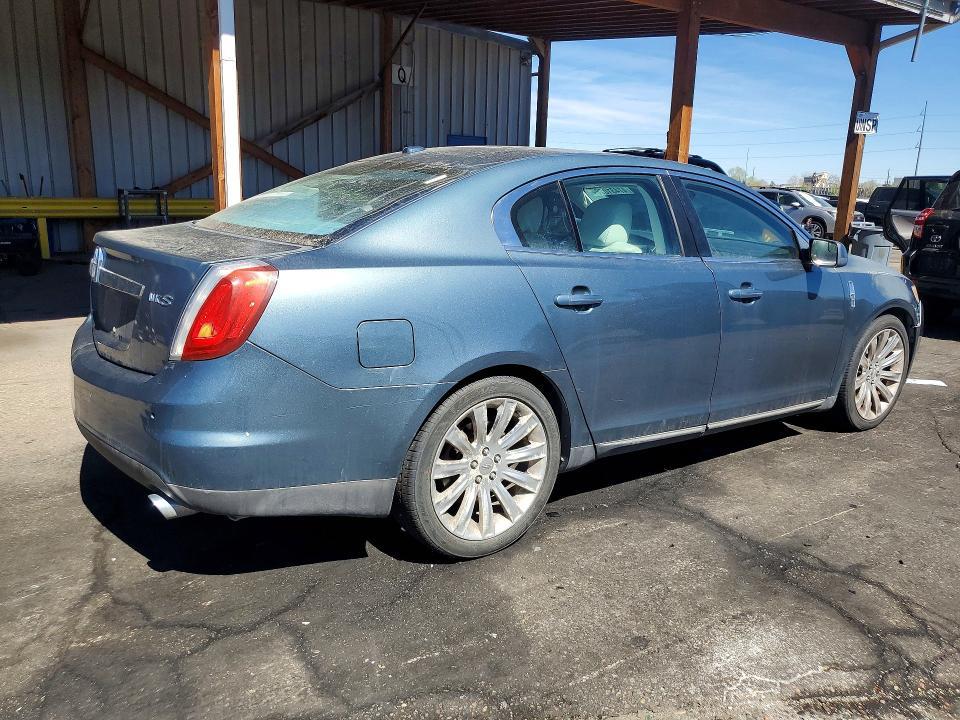 2010 Lincoln Townhouse MKS