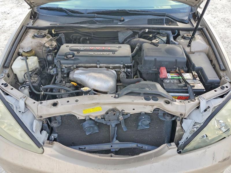 2004 Toyota Camry le