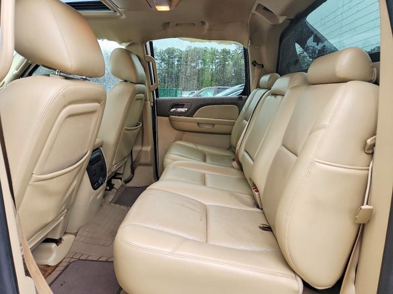 2010 Chevrolet Avalanche LTZ