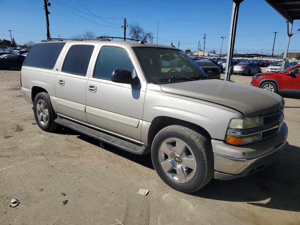 2004 Chevrolet Suburban C1500
