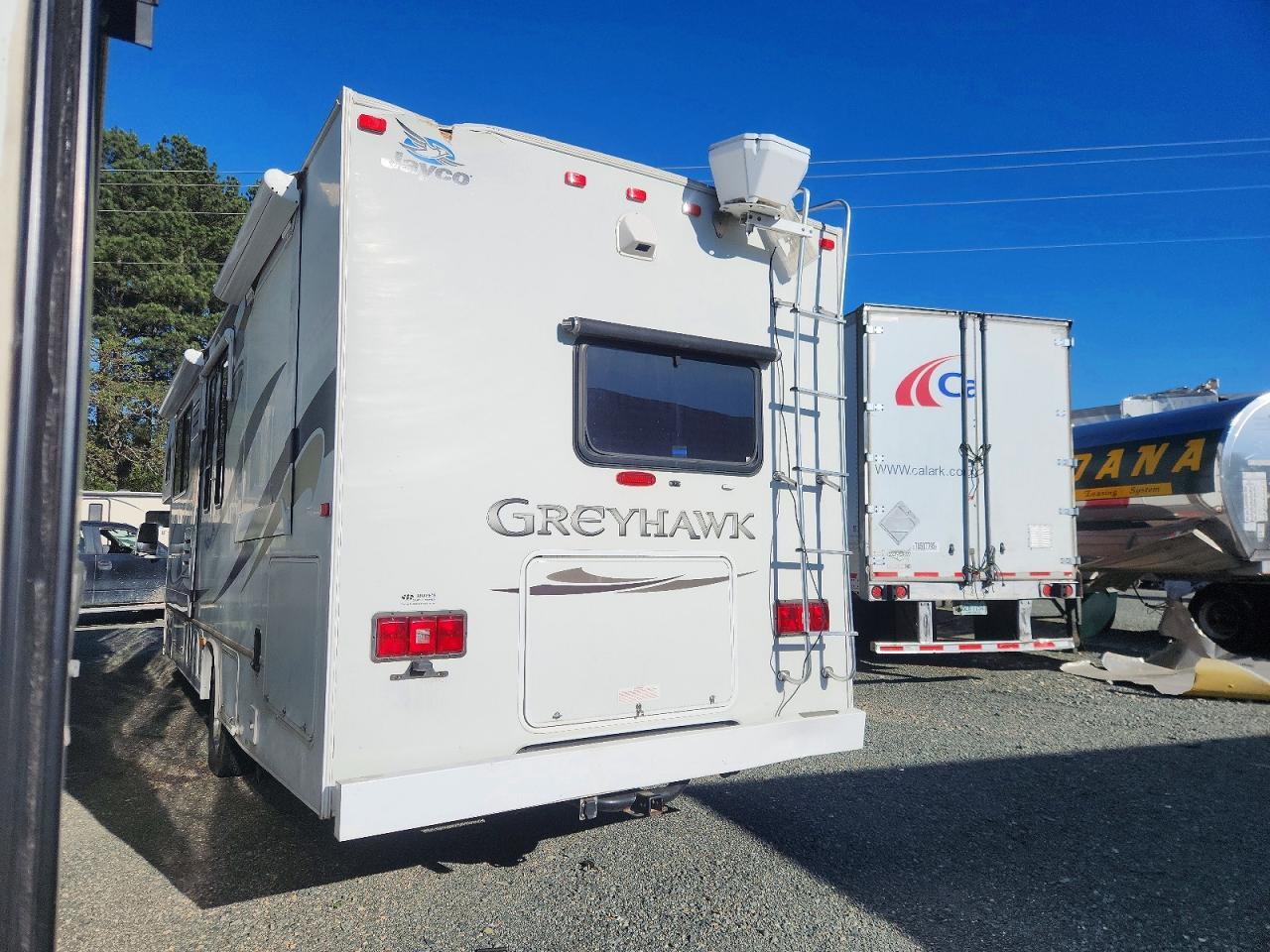 2011 Jayco 2010 Ford Greyhawk RV