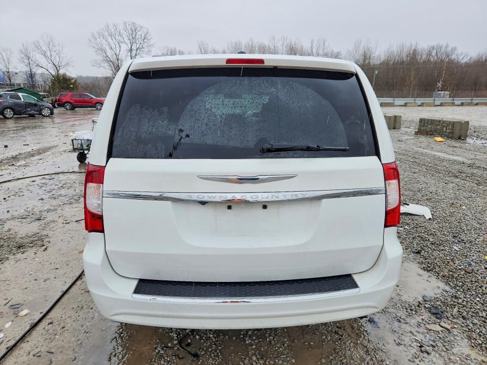 2014 Chrysler Town & Country Touring