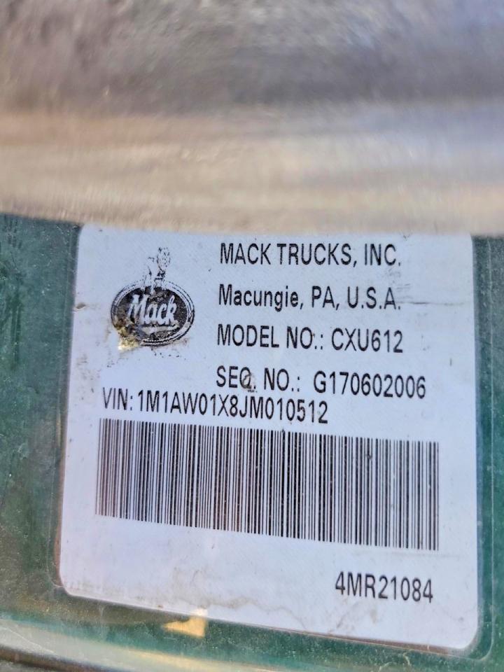 2018 Mack CXU612 Semi Truck