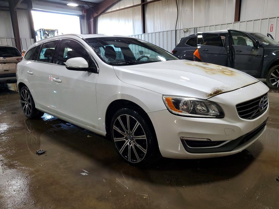 2015 Volvo V60 Premier