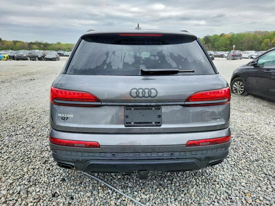 2025 Audi Q7 Prestige