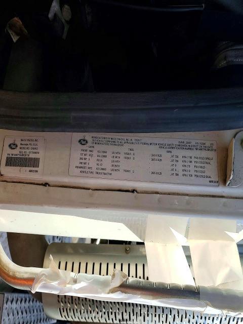 2018 Mack Chu613 Semi Truck