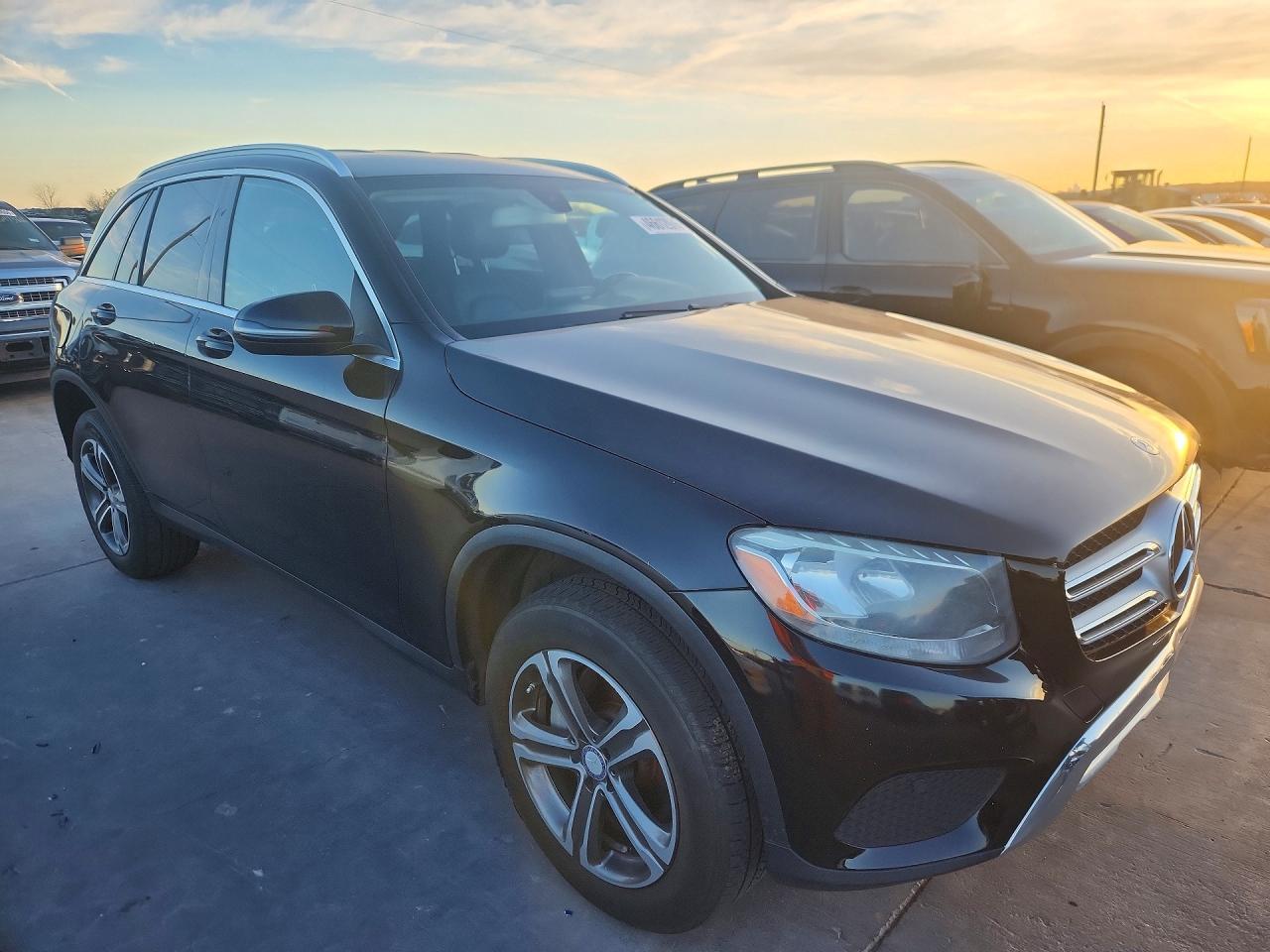 2016 Mercedes-Benz Glc 300