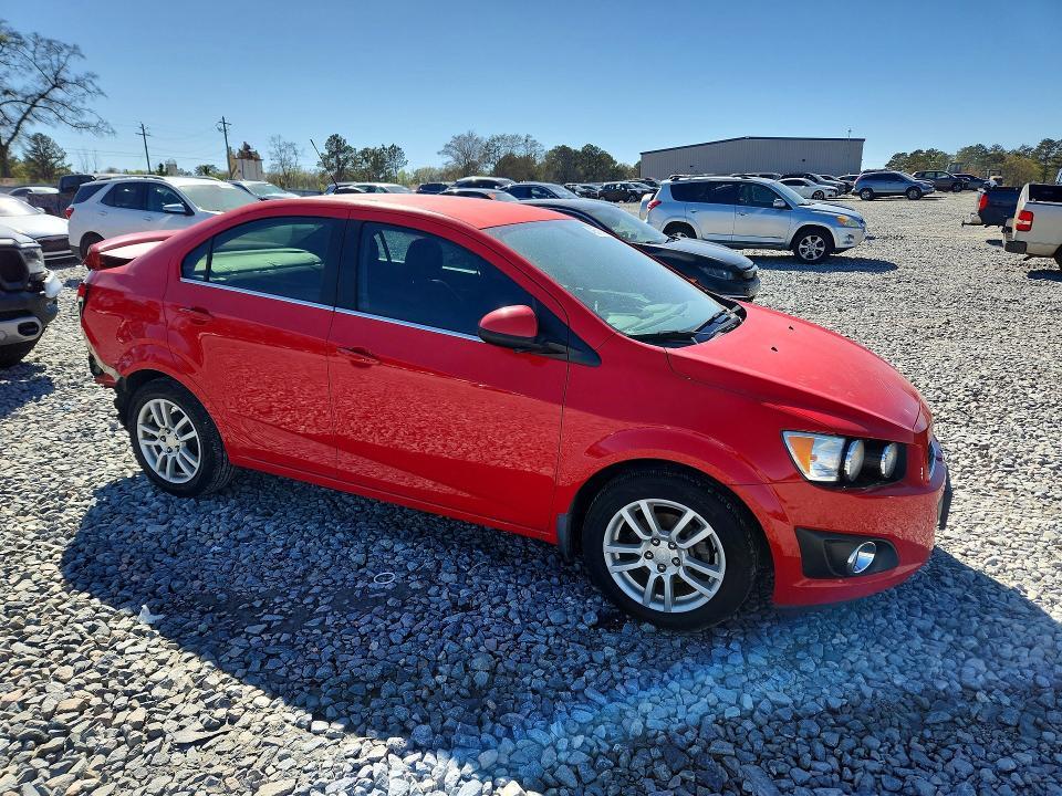 2016 Chevrolet Sonic lt