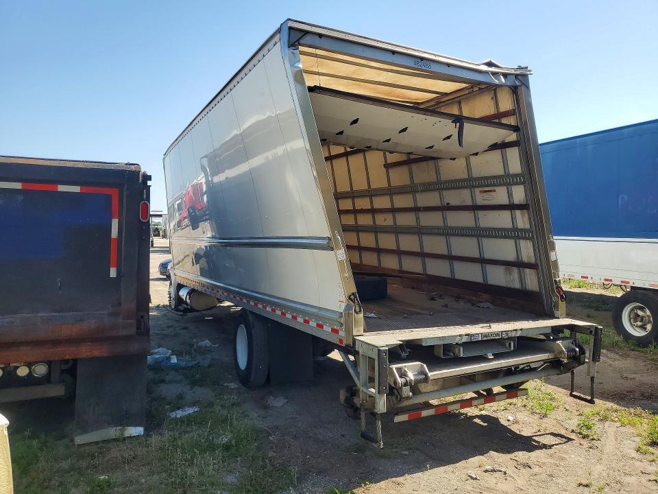 2022 International MV607-BOX Truck