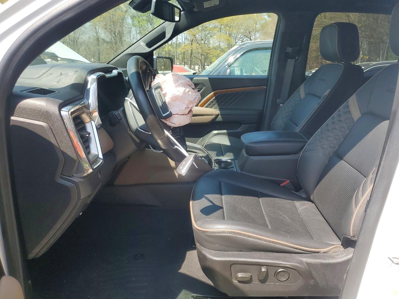 2024 GMC Canyon Denali