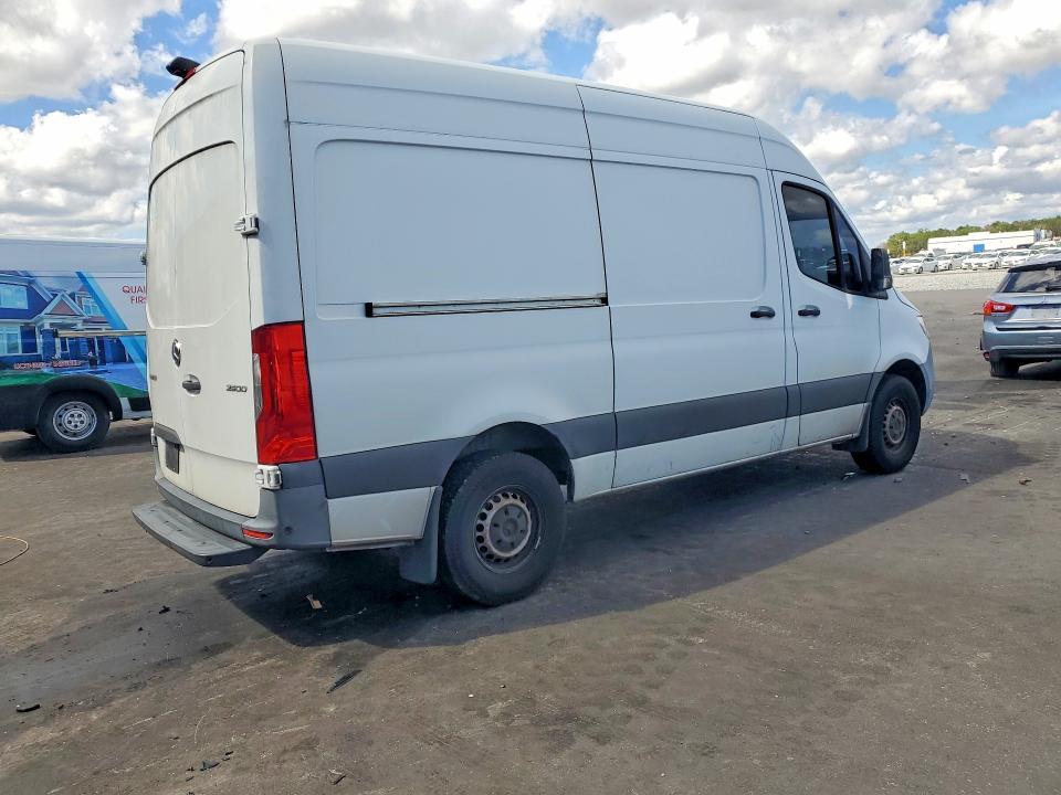 2020 Mercedes-Benz Sprinter 2500 Delivery van