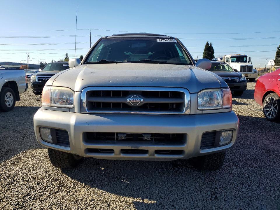2001 Nissan Pathfinder se