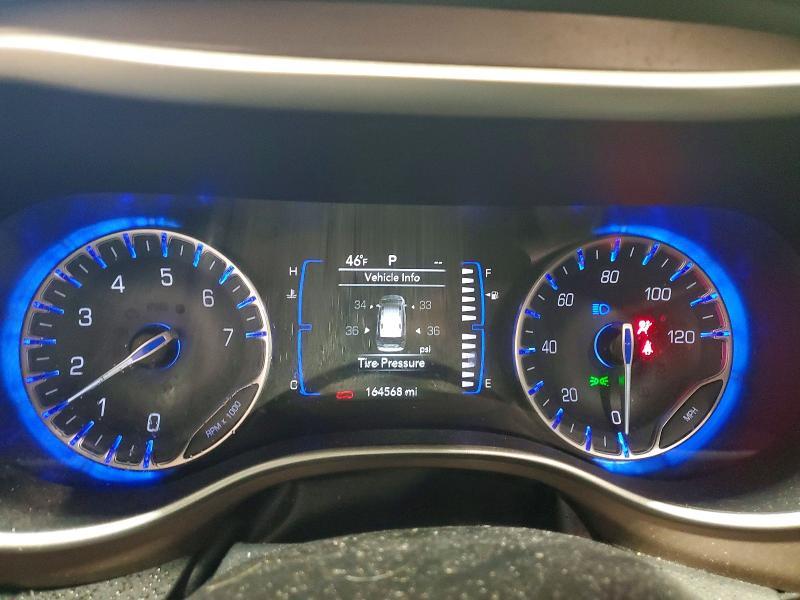 2020 Chrysler Voyager lx