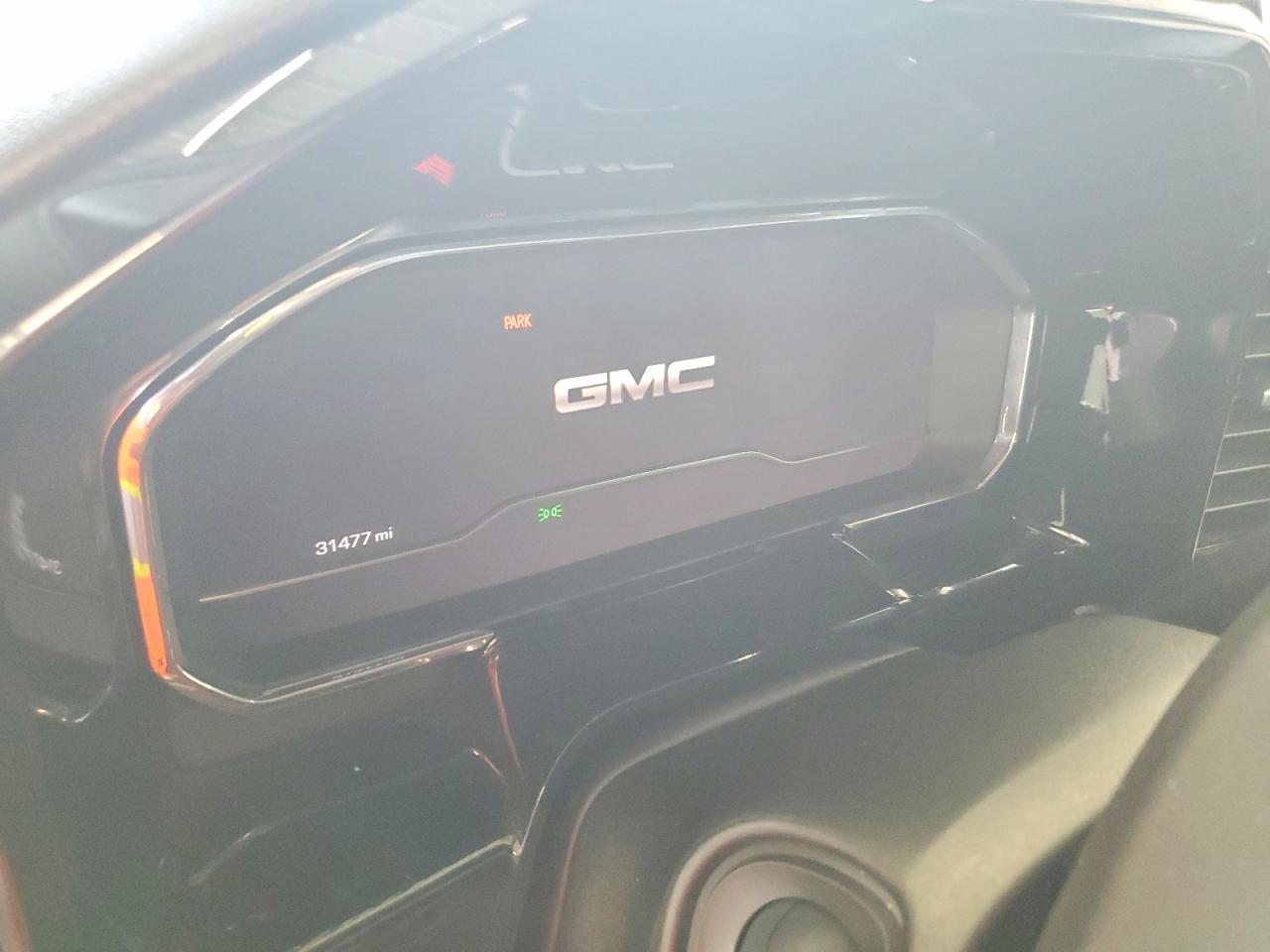 2025 GMC Sierra K1500 SLT