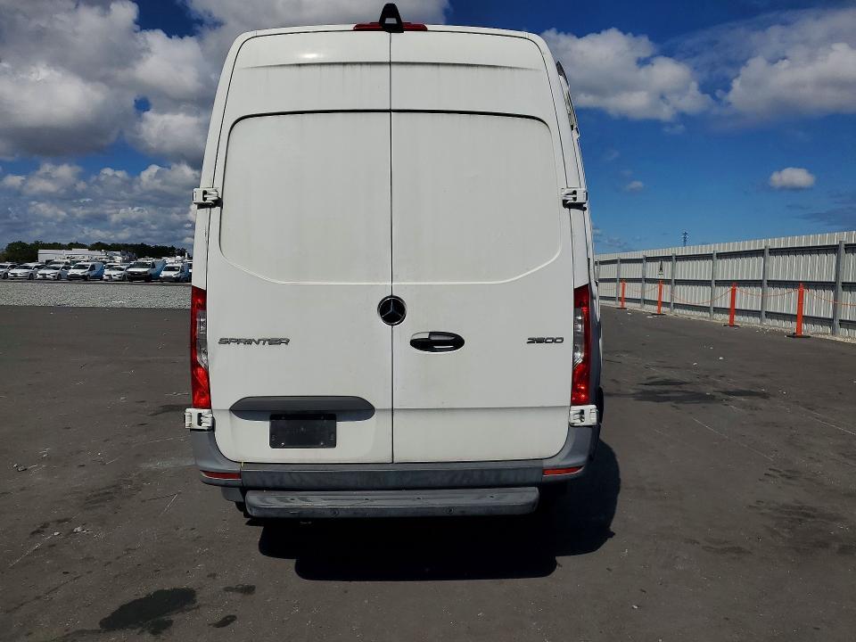 2020 Mercedes-Benz Sprinter 2500 Delivery van