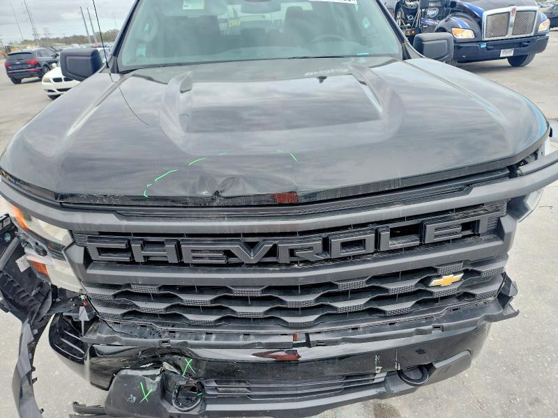 2022 Chevrolet Silverado C1500 Custom