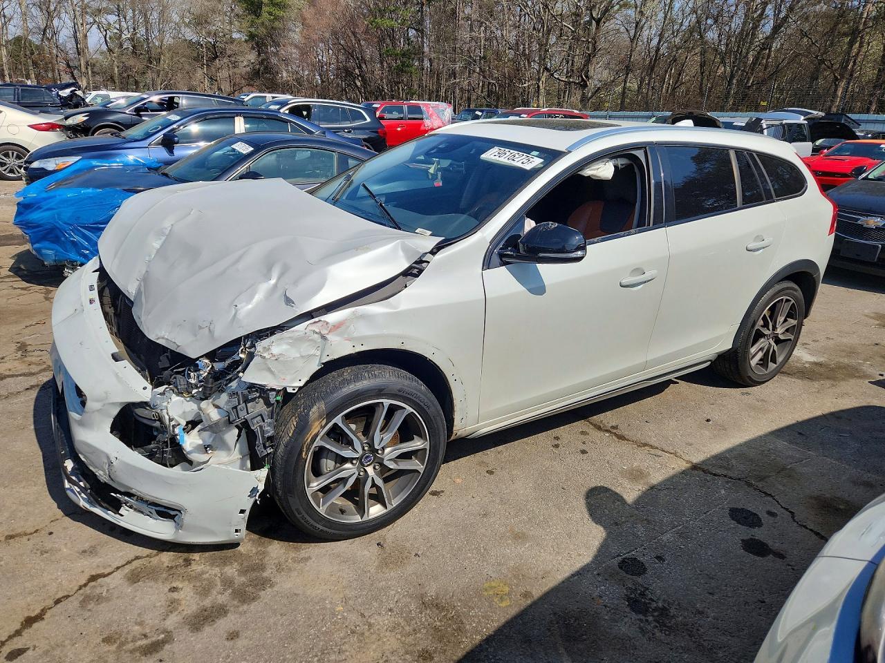2017 Volvo V60 Cross Country Premier