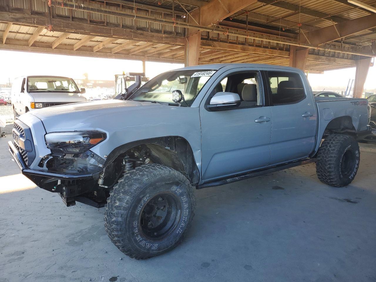 2018 Toyota Tacoma TRD OFF-Road