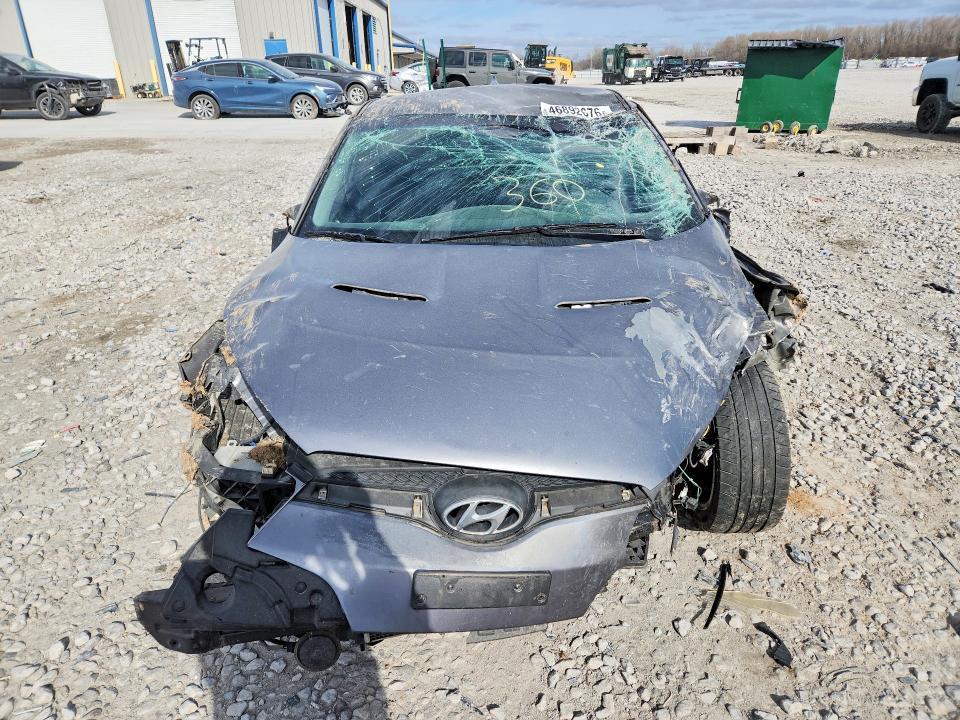 2012 Hyundai Veloster Base