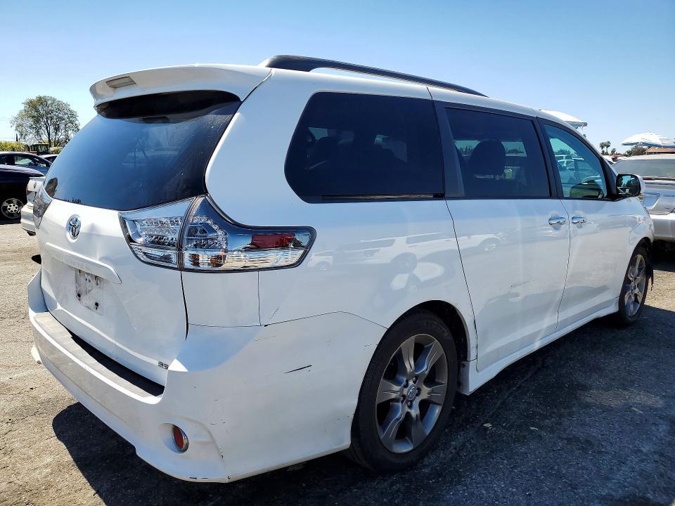 2015 Toyota Sienna se Premium 8-passenger