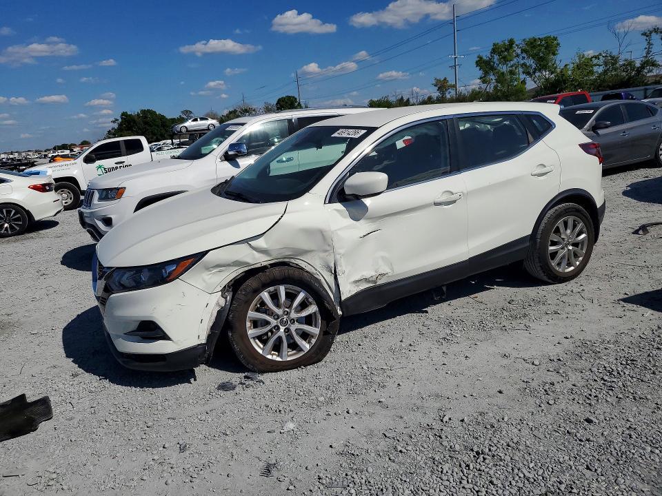 2021 Nissan Rogue Sport s