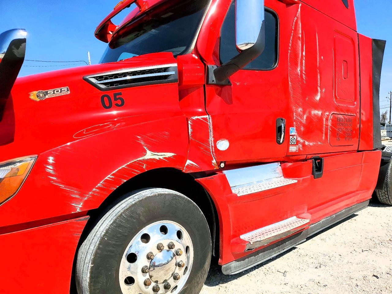 2020 Freigliner 2020 Freightliner Cascadia 126 Semi Truck