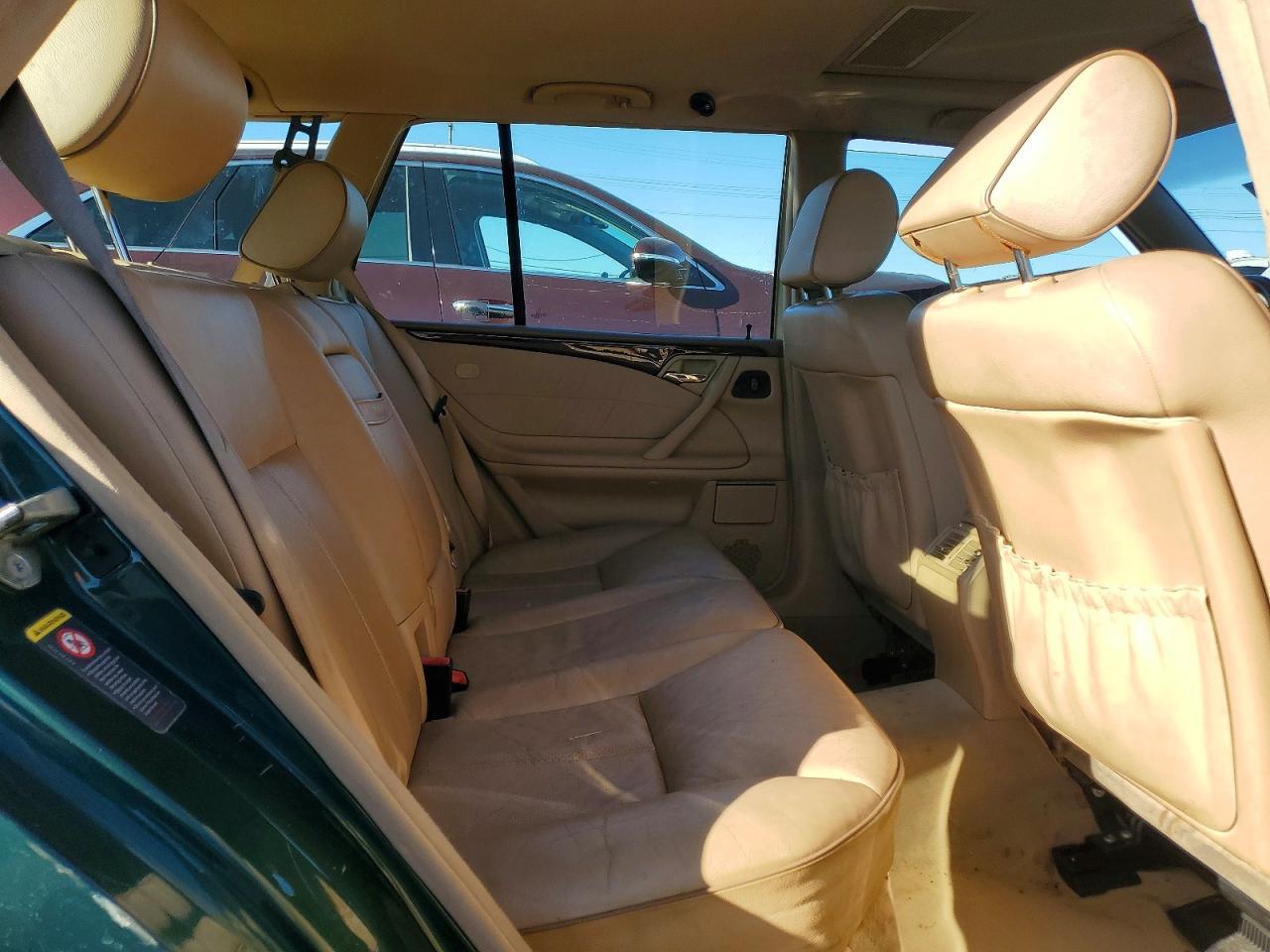 2001 Mercedes-Benz E 320